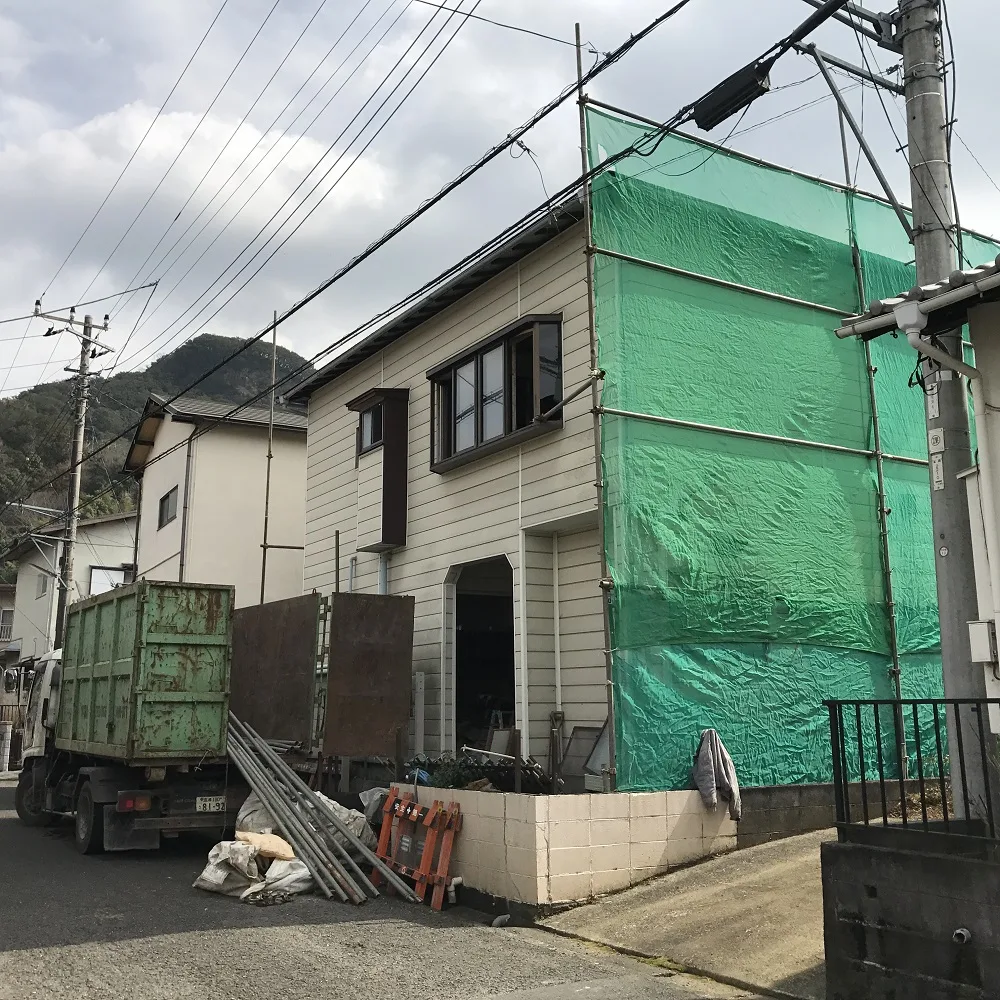 解体工事開始!!