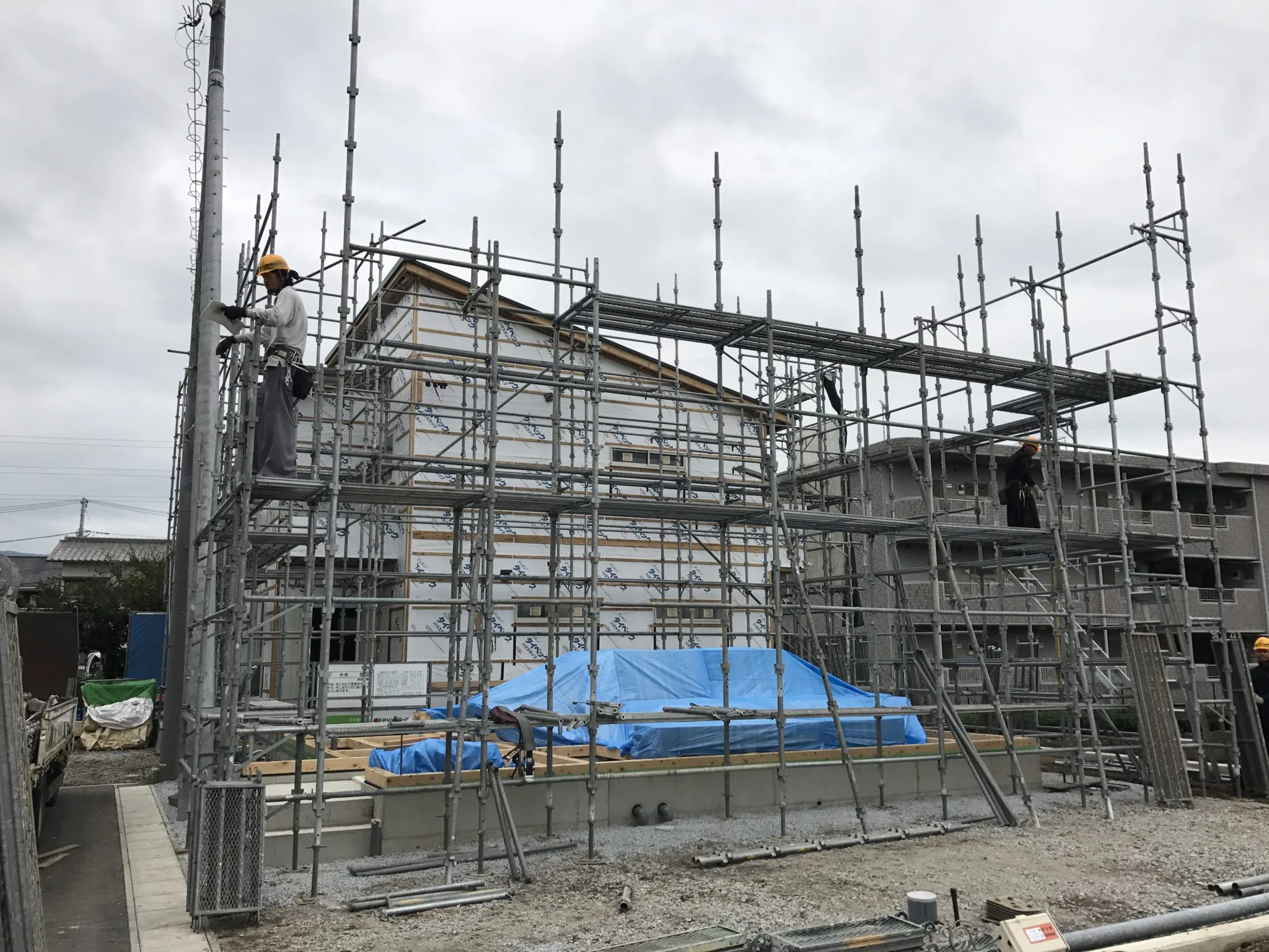 裾野市W様邸先行足場