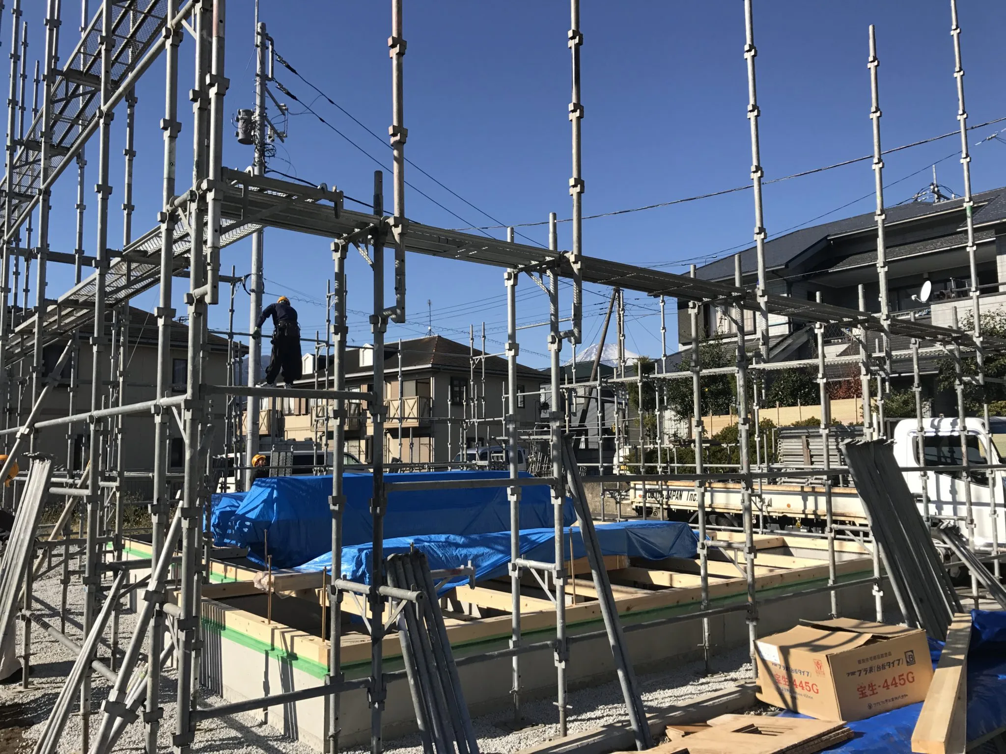 裾野市Ｈ様邸土台・足場施工