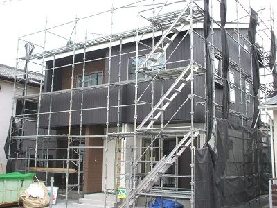 沼津市Ｎ様邸外壁ほぼ完成(仕事始め)