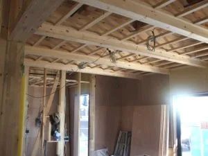 函南町Ｋ様邸　引続き大工工事中